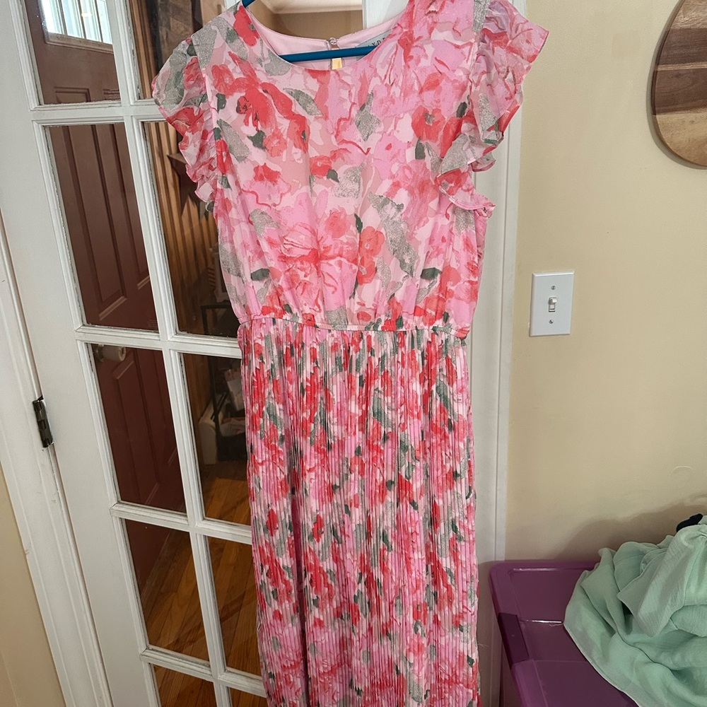 Pink Floral Chiffon Pleated Maternity Midi Dress